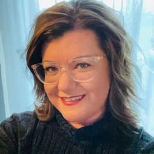 Meet your Posher, Chasity